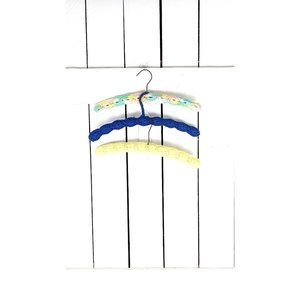 Knit hand crochet wooden afghan vintage clothing hangers set of 3